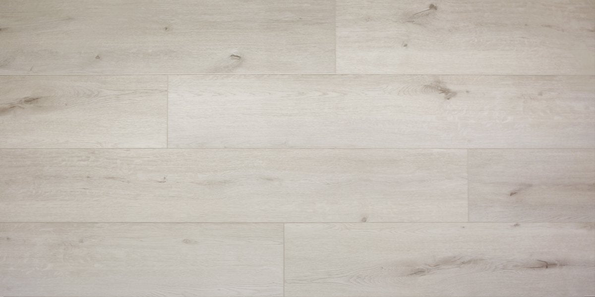 Plancher de vinyle flottant | Collection Surewood Plus Mountain Air 9 po x 60 po