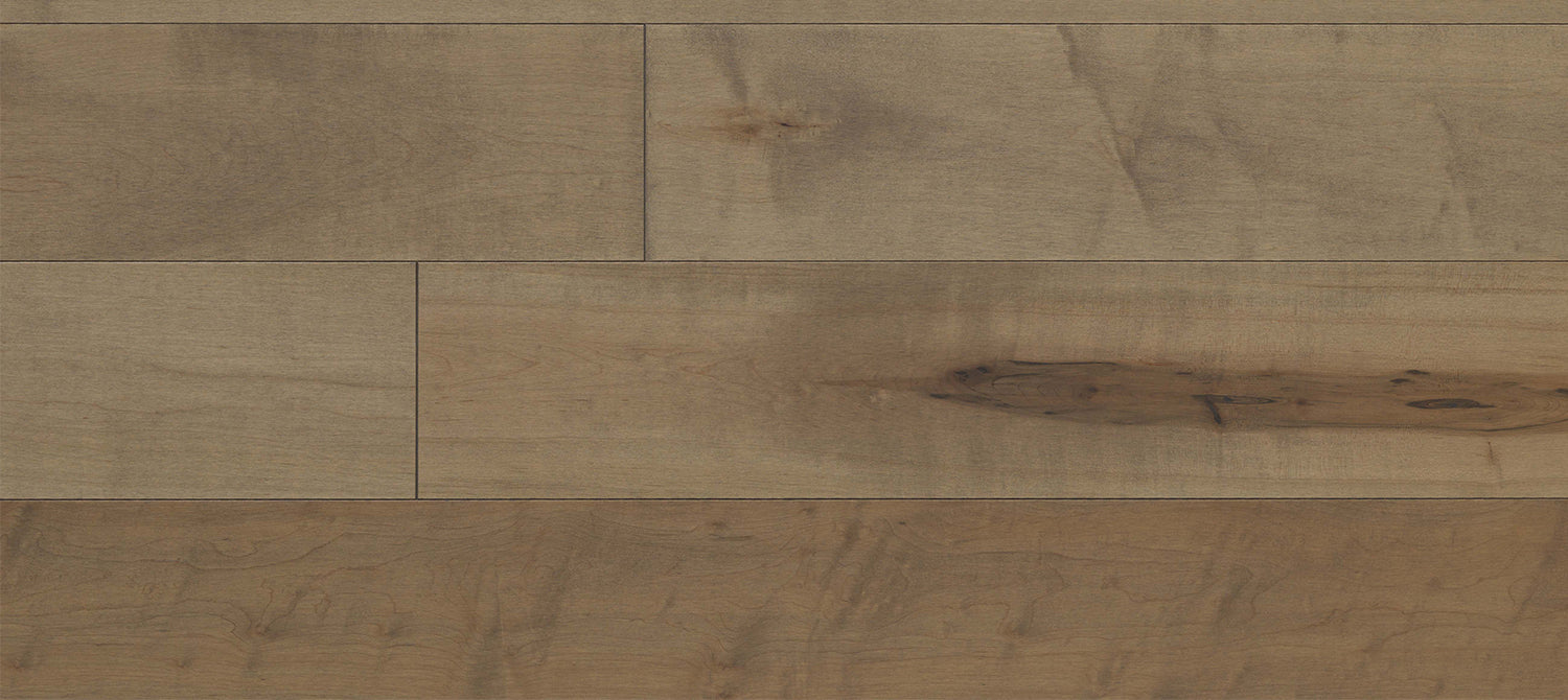 Preverco Bois franc SolidClassic Érable V+ Cyrus Mat lames 4-1/4 po x 3/4 po, plancher érable fini mat à grain naturel