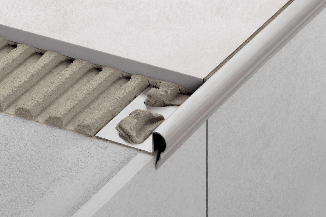 Schluter TREP-FL Profilé pour nez de marche - acier inoxydable (V2) 7/16" (11 mm) x 8' 2-1/2"