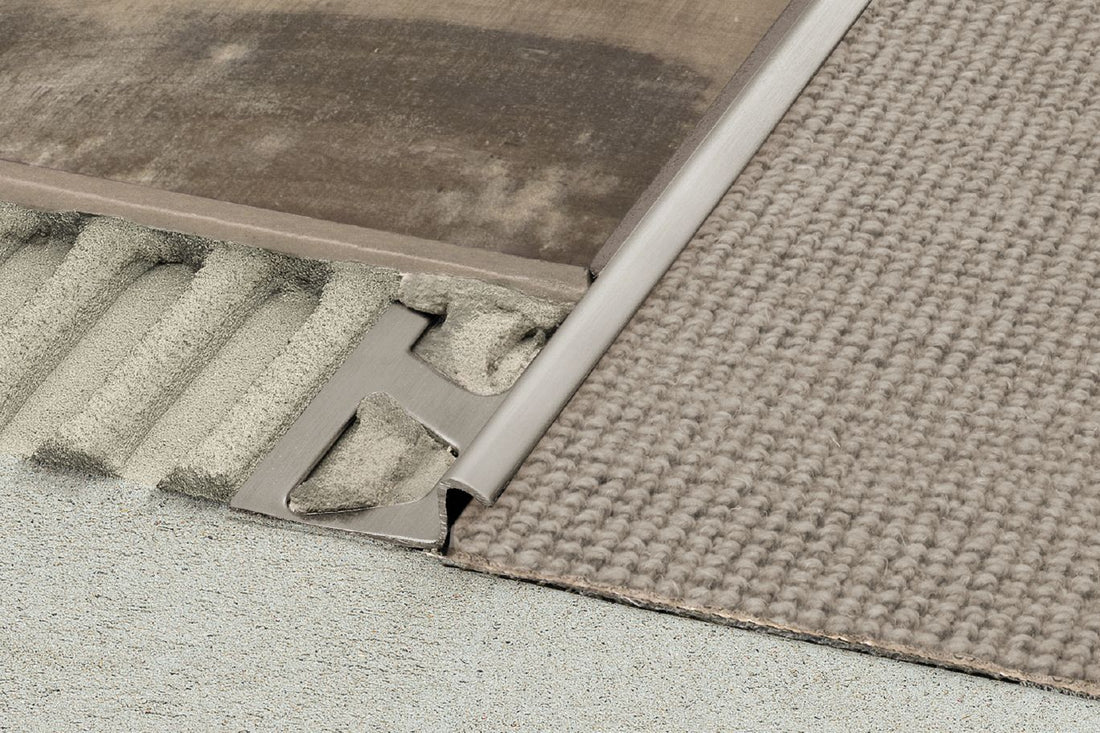 Schluter RENO-TK Profilé réducteur - acier inoxydable (V2) brossé 7/16" (11 mm) x 8' 2-1/2"