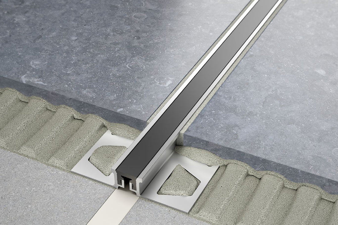 Schluter DILEX-KSN Profilé pour joint de surface avec insertion gris classique de 7/16" - acier inoxydable (V2) 1/2" (12.5 mm) x 8' 2-1/2"