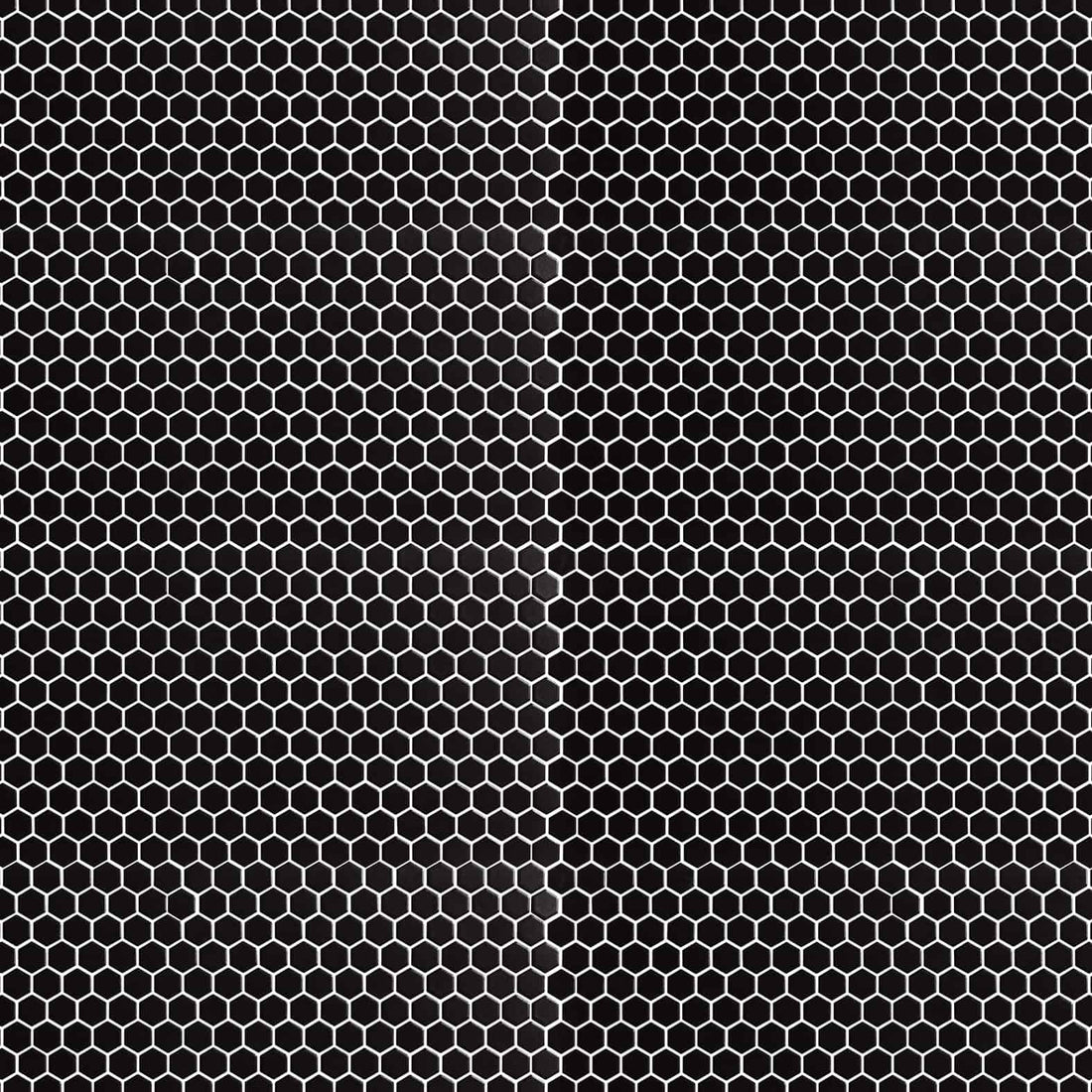 <img src="/assets/nektar-1x1-noir-mat.jpg" alt="Carreaux de céramique Collection Nektar 1 po x 1 po noir mat, mosaïque carrée" />