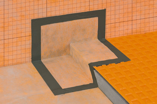 Schluter KERDI-KERS Coin d'étanchéité préformé gauche pour douches sans seuil 1-3/32"