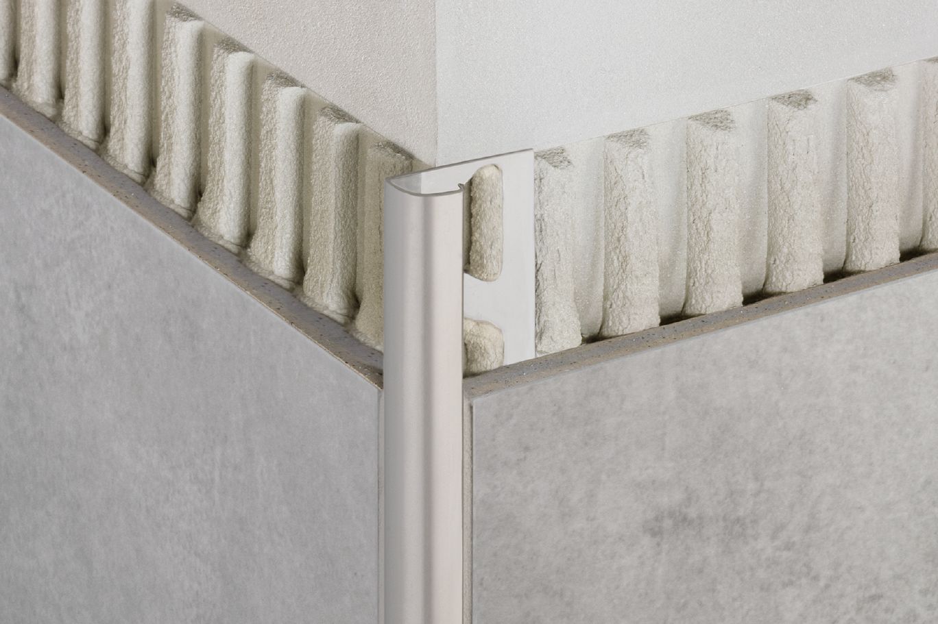 Schluter RONDEC Profilé de bordure rond - aluminium blanc 3/8" (10 mm) x 8' 2-1/2"