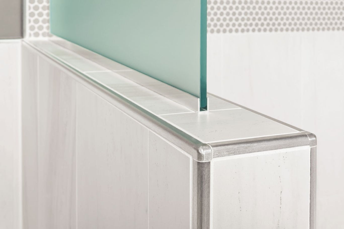 Schluter RONDEC Coin intérieur 90° - aluminium avec un aspect d'acier inoxydable 1/4" (6 mm)