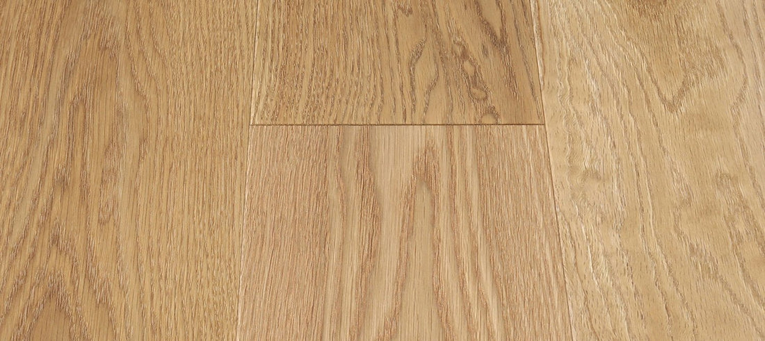 Preverco Bois franc Chêne Blanc Flame-FX mat, nez de marche carré 84 po, veinage Flame décoratif